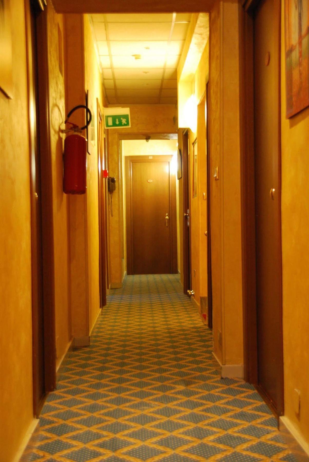 Hotel Antico Distretto Torino Kültér fotó